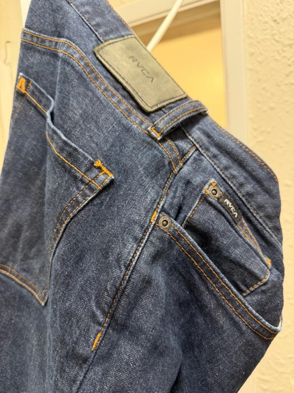 RVCA “Stay” Jeans 34x32